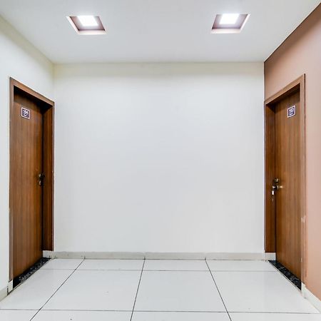 Super Collection O Indore Near Omax City 1 Kanadiya المظهر الخارجي الصورة