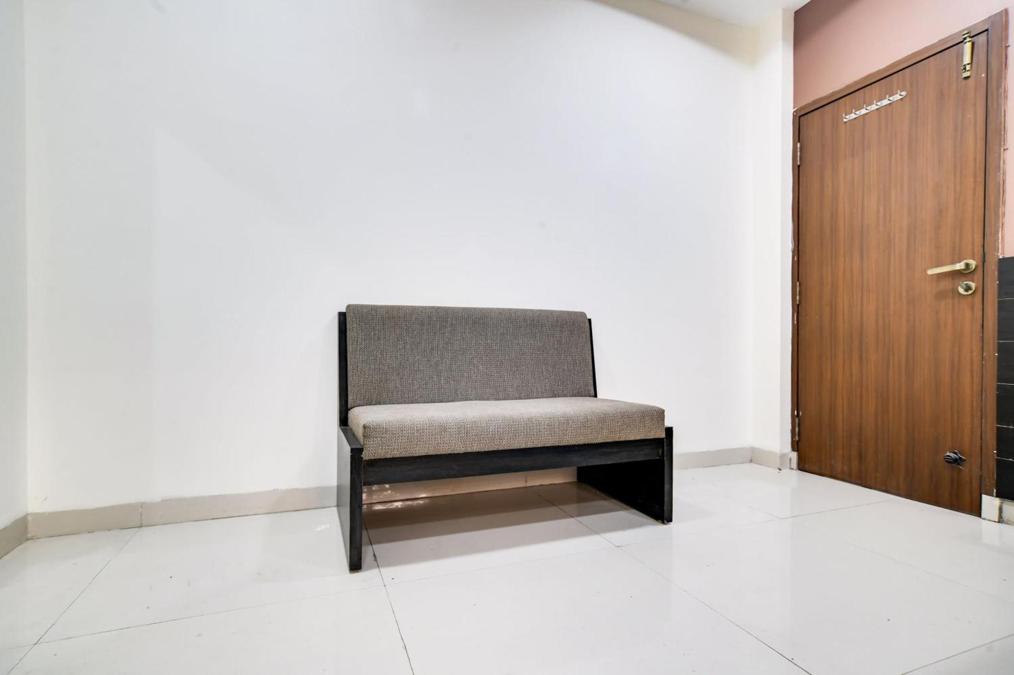Super Collection O Indore Near Omax City 1 Kanadiya المظهر الخارجي الصورة